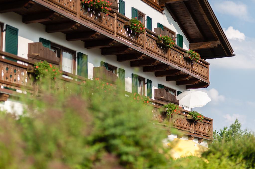 Parkhotel Living Bayersoien Zewnętrze zdjęcie